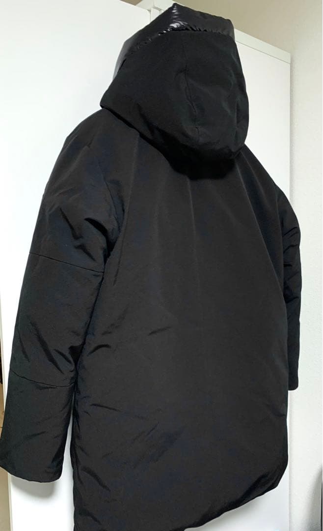 【極美品】即完売品✨MONCLER GENIUSライン✨ダウンジャケット