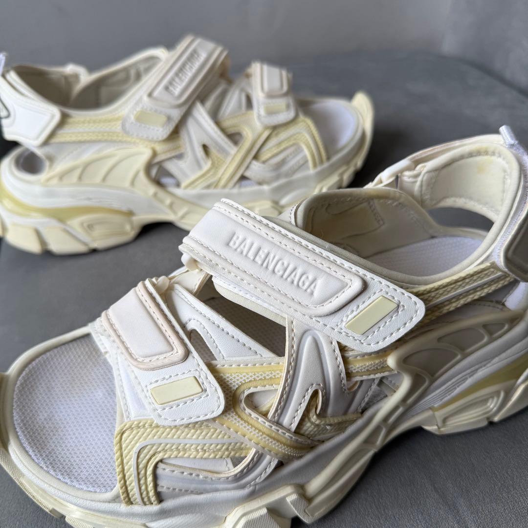 バレンシアガ トラック サンダル 617543 オフホワイト系 35 23cm