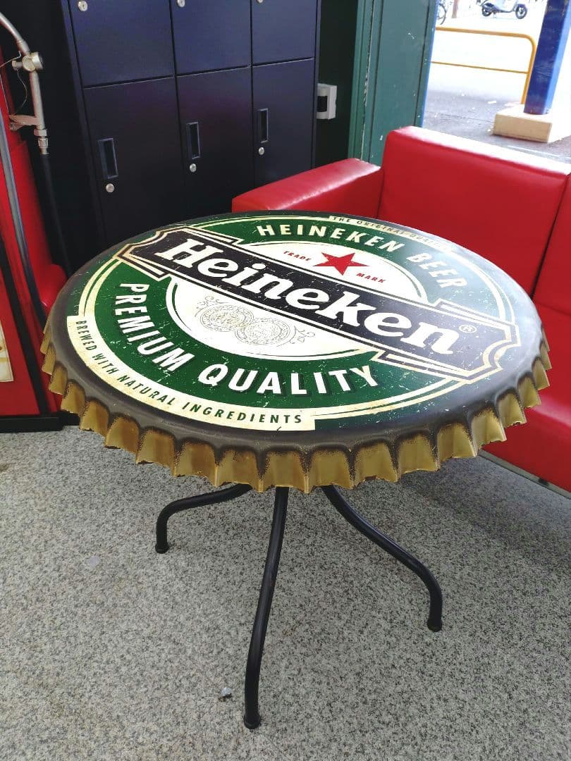 希少 ヴィンテージ Heineken ハイネケン ボトルキャップ 王冠 テーブル