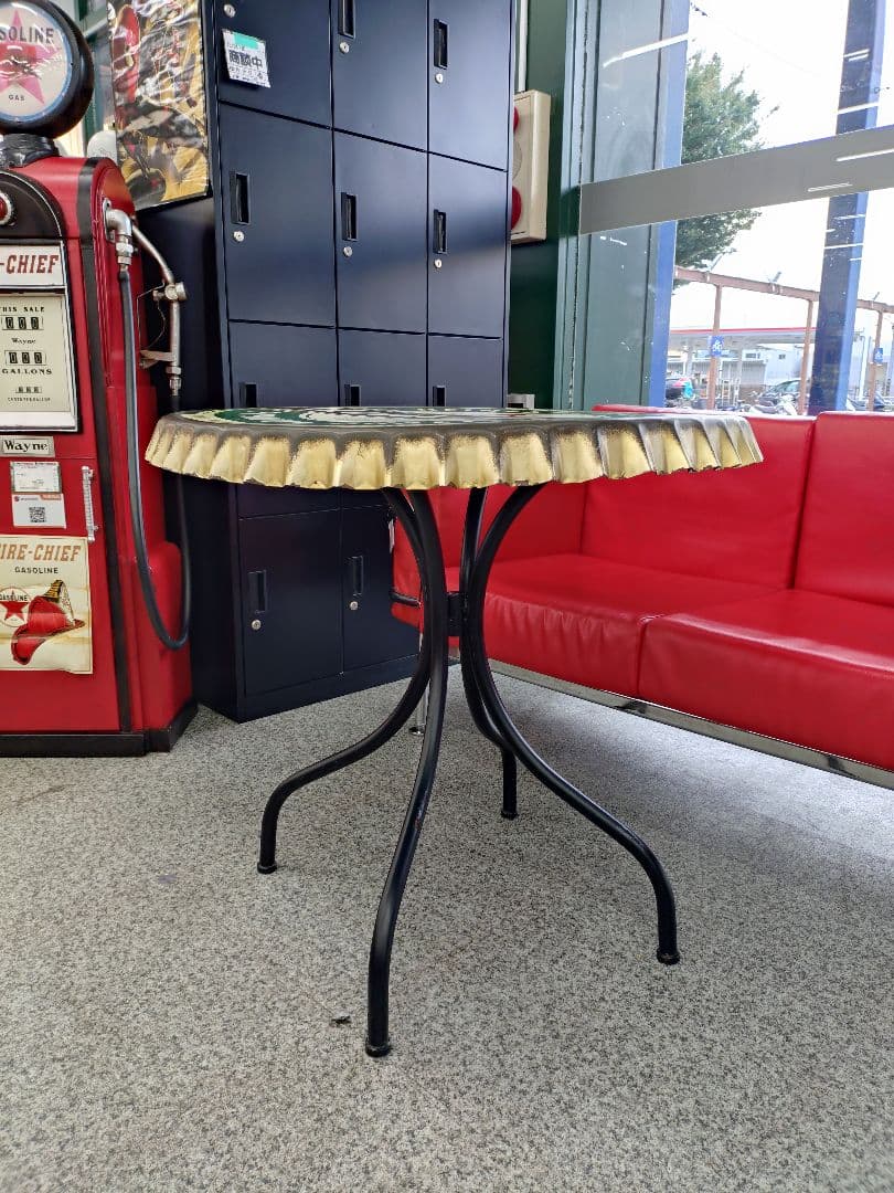 希少 ヴィンテージ Heineken ハイネケン ボトルキャップ 王冠 テーブル