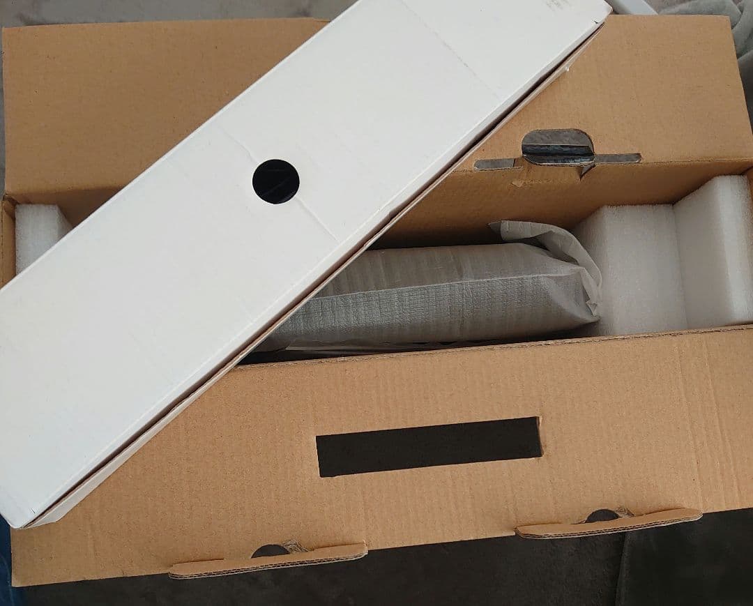 Superbe 14PB 14インチ ポータブル ブルーレイプレーヤー　陸送のみ