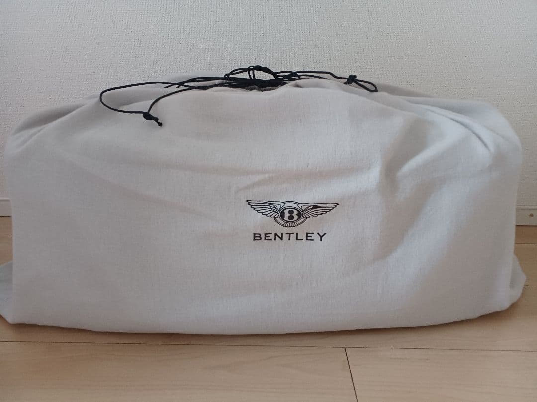 ✨BENTLEY ボストンバッグ✨ 高級車ブランド「ベントレー」のボストンバッグ