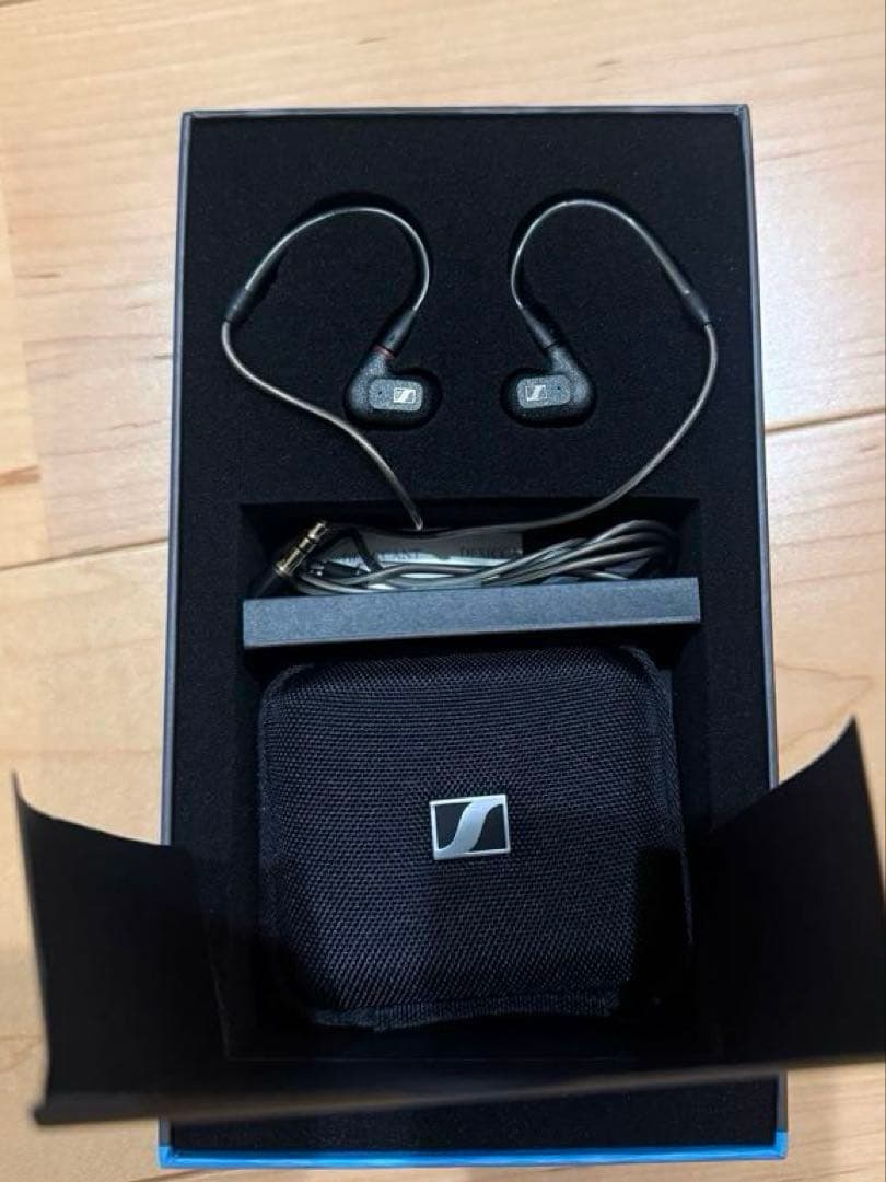 Sennheiser IE 300 有線イヤホン　ゼンハイザー
