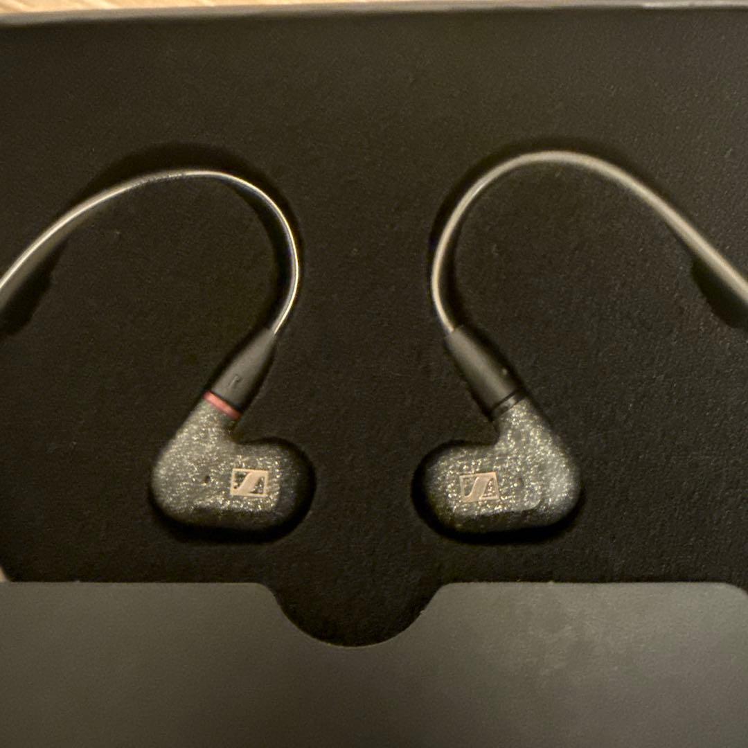 Sennheiser IE 300 有線イヤホン　ゼンハイザー