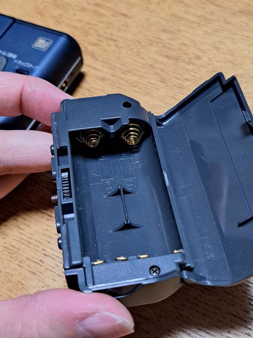 SONY　MDウォークマン MZ-R30