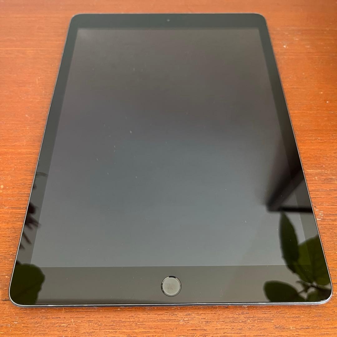 iPad第7世代　128GBバッテリー95%