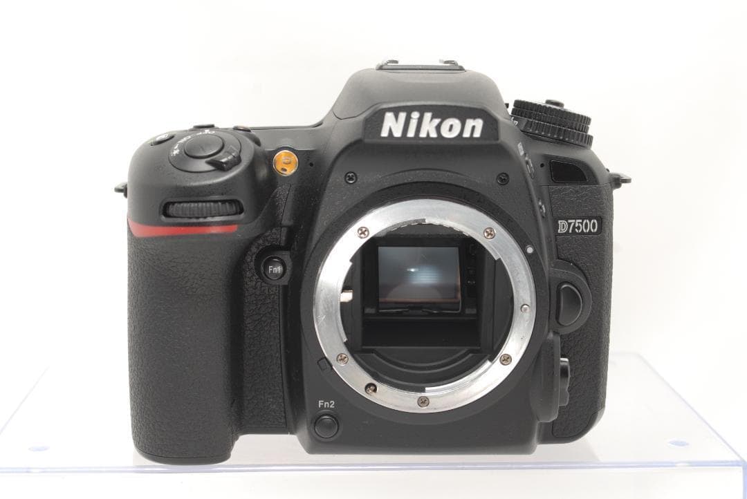 ☘️美品✨高速連写✨高画質☘️Nikon D7500 望遠ダブルレンズキット