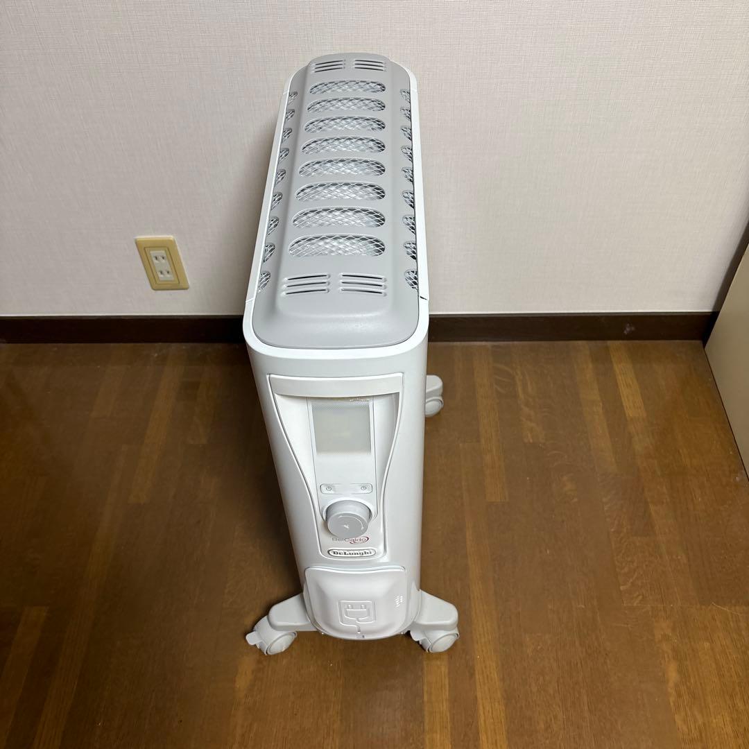 デロンギ製　オイルヒーター