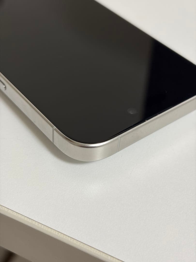 iPhone15Proホワイト本体 128GB シルバー