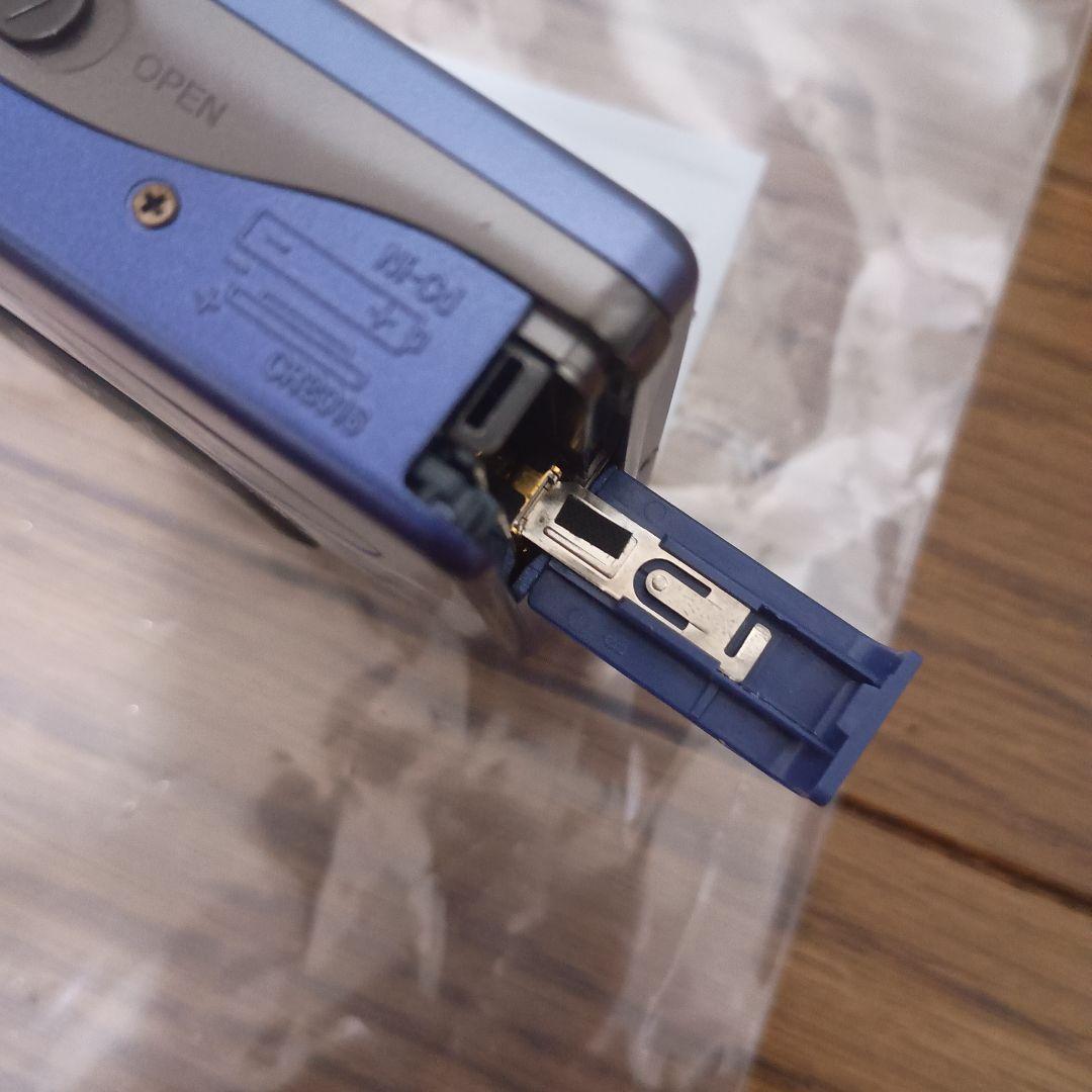 完全ジャンク品　送料込み匿名配送　ソニーカセットテープウォークマンWM-FX77