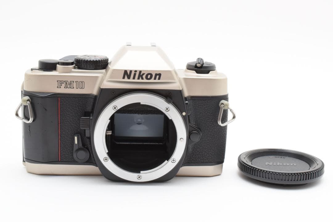 超美品　NIKON ニコン FM10 フィルムカメラ　モルト新品交換済 M733