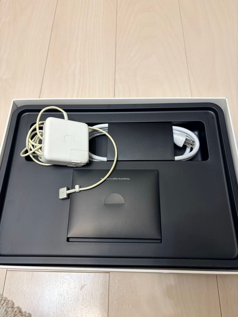 Apple MacBook Air early2015 13インチ　128GB