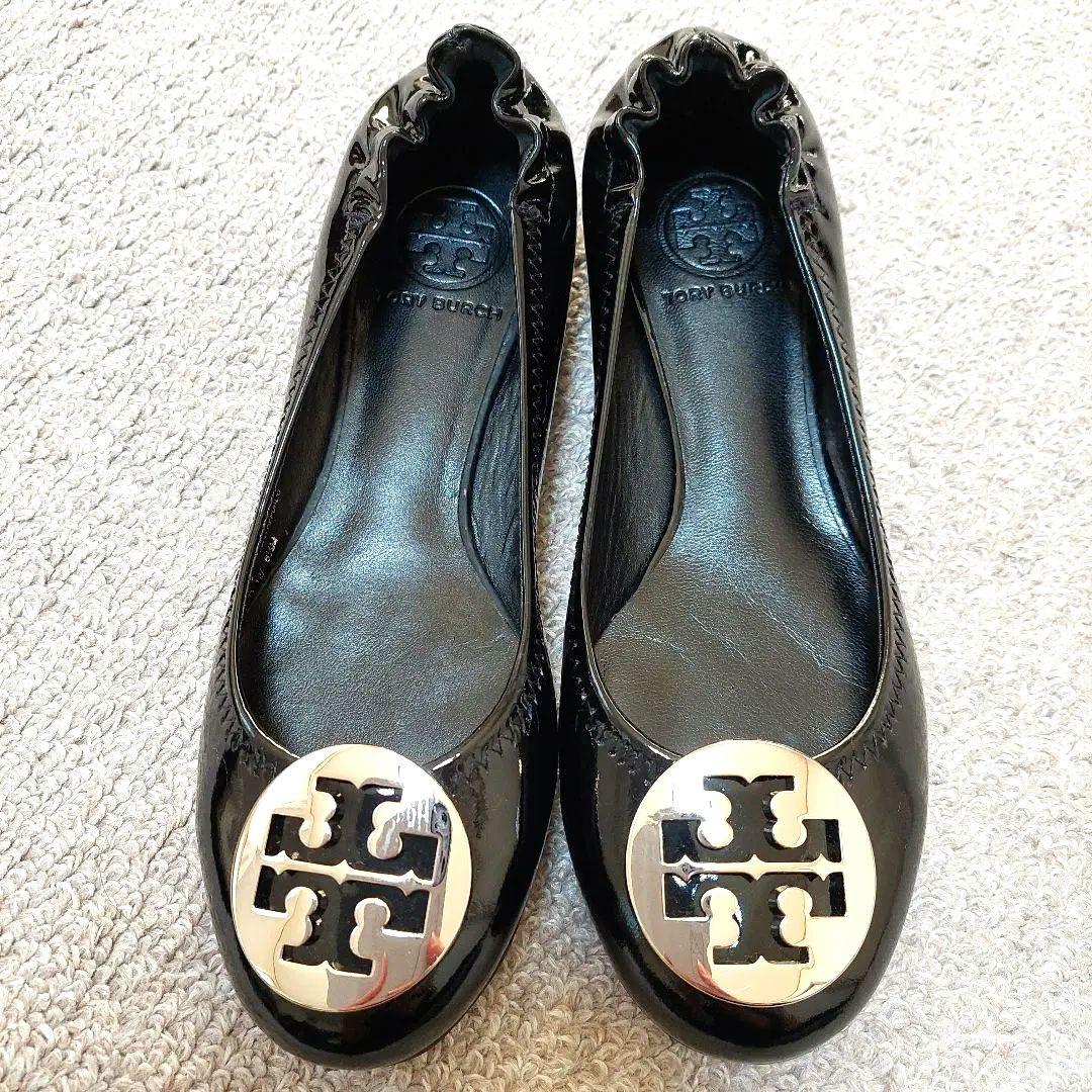 トリーバーチ バレエシューズ エナメル パテントレザー 黒　23.5　未使用品