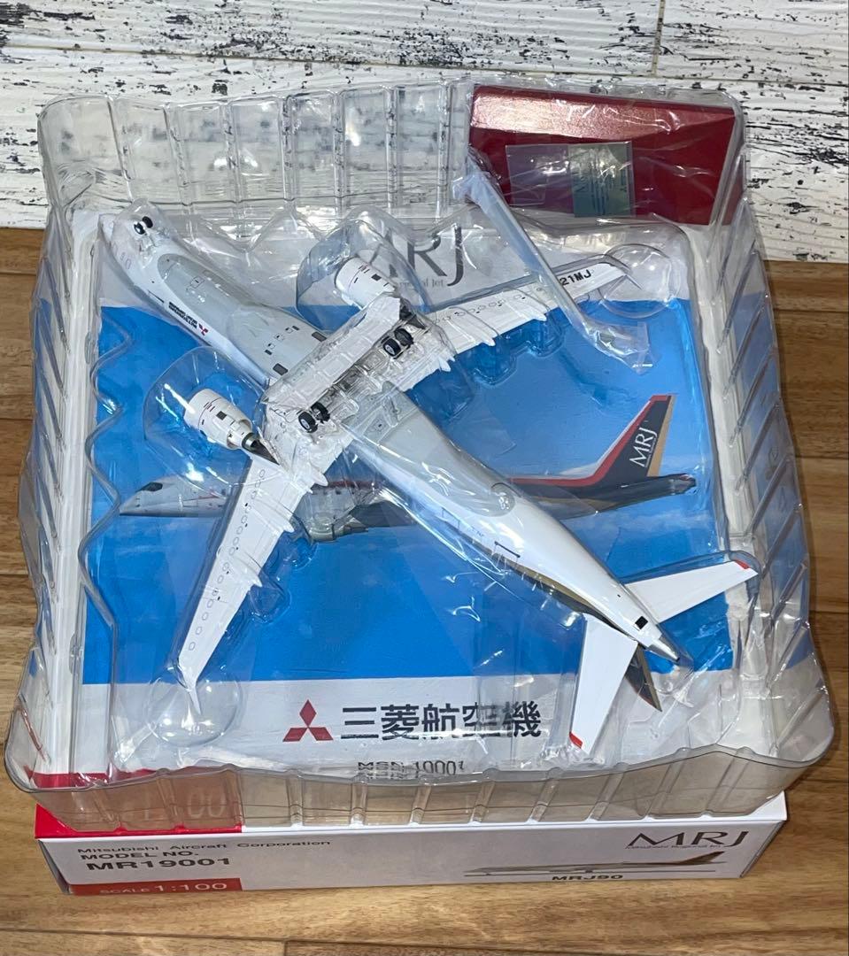 [新品]全日空商事 MRJ90 ANA 1/100 1号機 JA21MJ 完成品