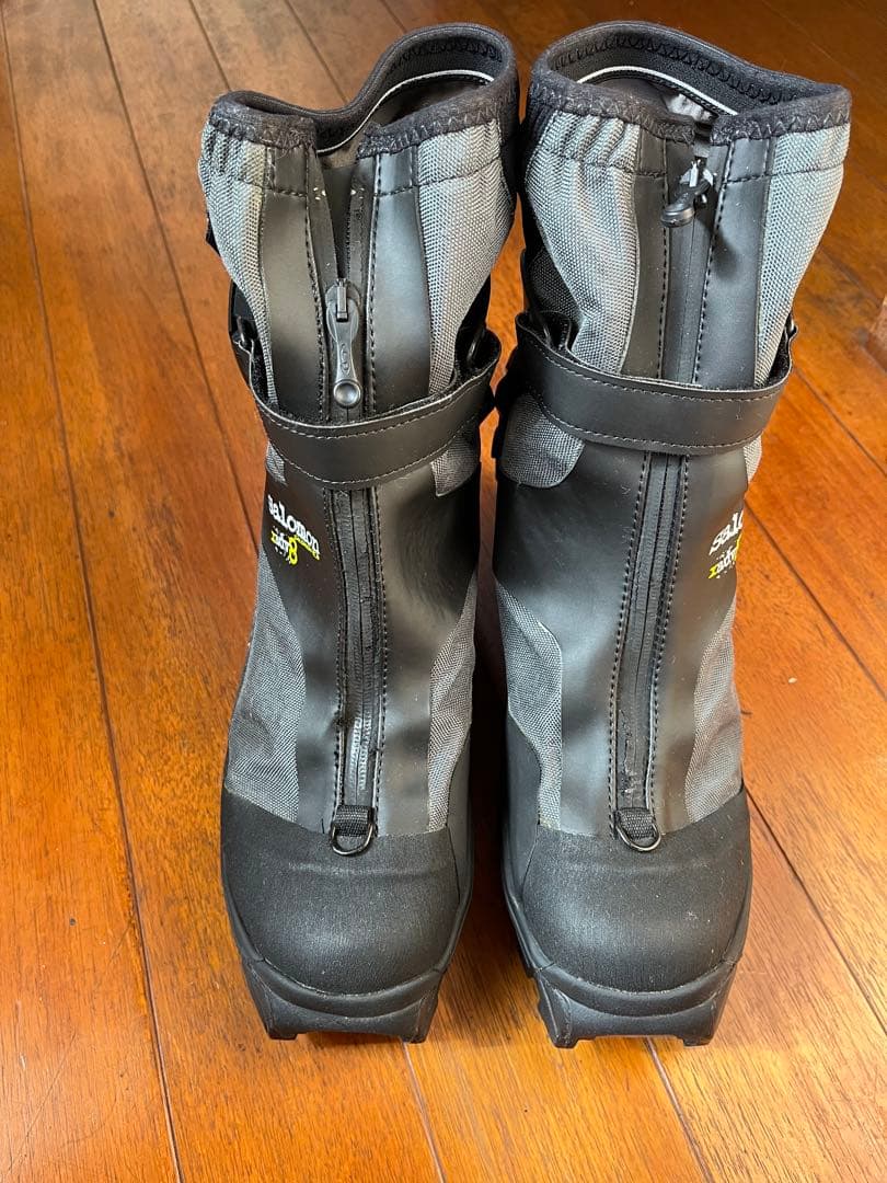 Salomon X-ADV ８　スキーブーツ ブラック　サイズ27