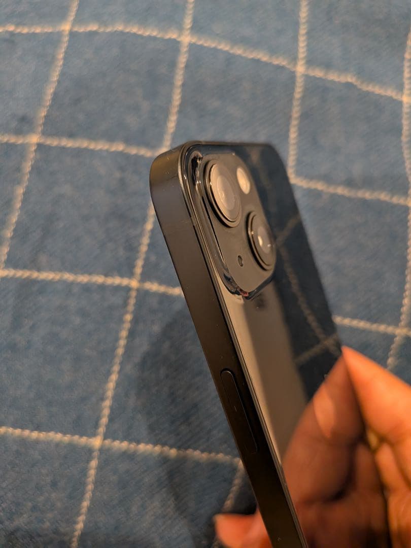 Apple iPhone 13 ミッドナイト 純正バッテリー100%です。