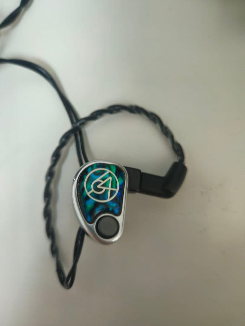 イヤホン 64audio Nio