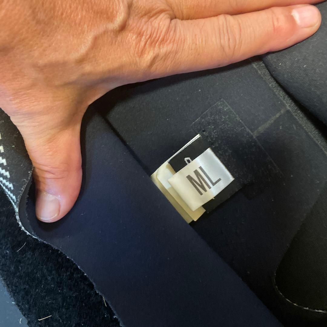 ONeill ブラック セミドライスーツ5/3mm 1Rのみ使用