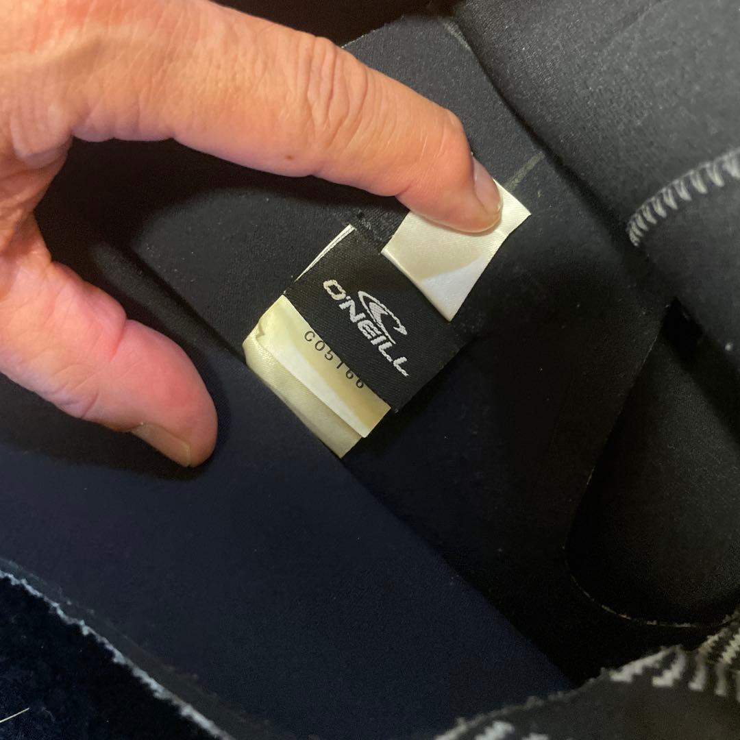 ONeill ブラック セミドライスーツ5/3mm 1Rのみ使用