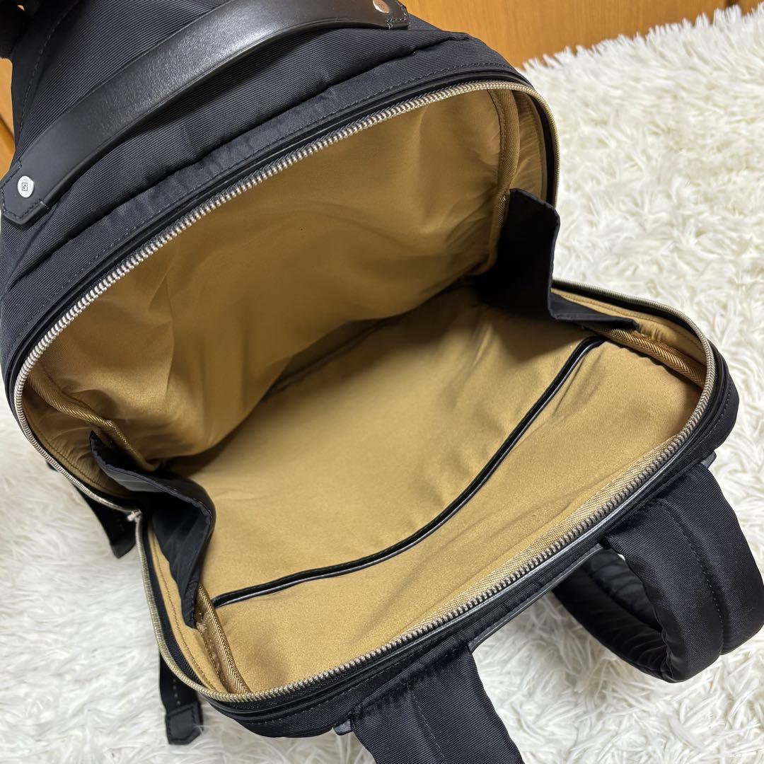 ダンヒル ガーズマン リュック バックパック A4可 大容量 黒 2層 近年