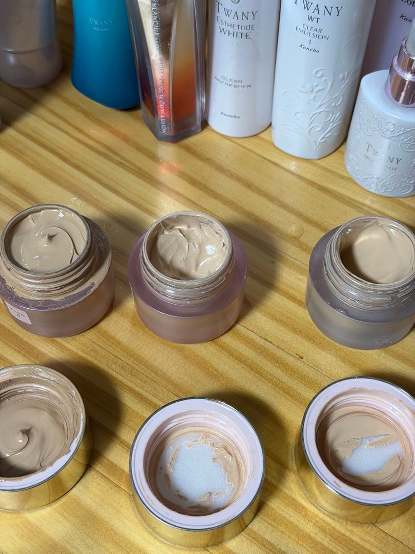 TWANY カネボウ　まとめ売り　セット　WT 乳液　ファンデーション　別売り可