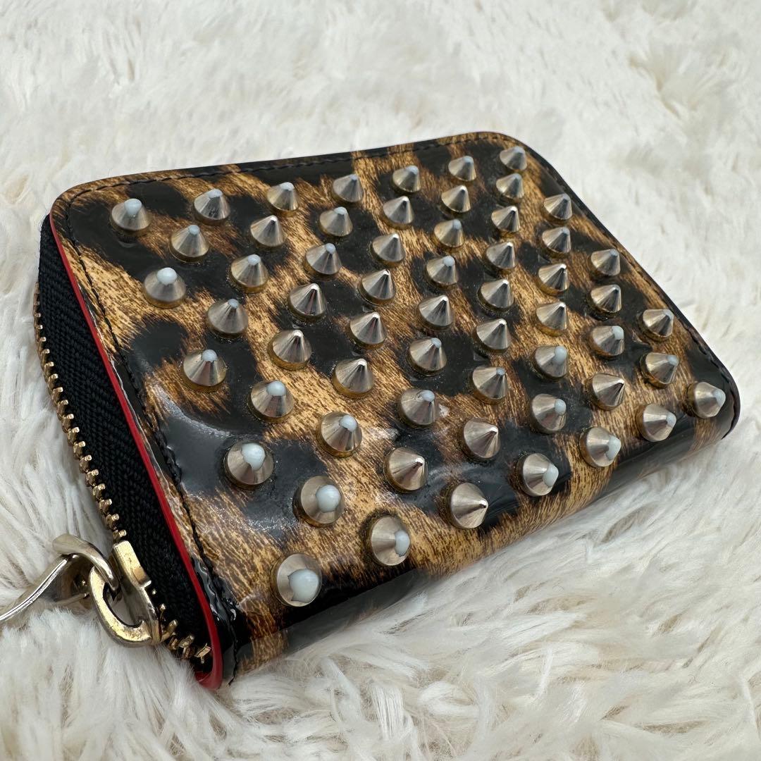 ✨美品✨ルブダン　ケース　スタッズ　パネトーネ　レオパード　エナメル　赤