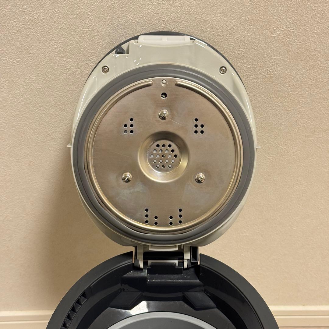 2024年製 象印 EE-TA60-BM スチーム式加湿器 ソフトブラック