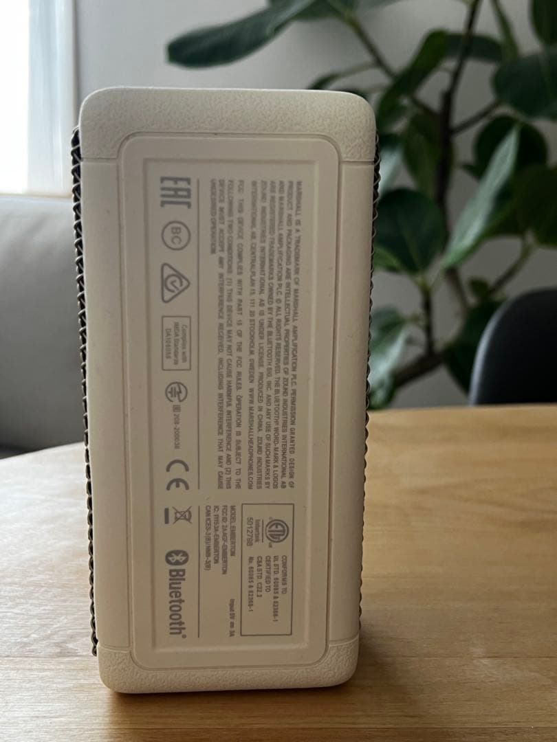 Marshall ワイヤレススピーカー(ホワイト)箱あり★