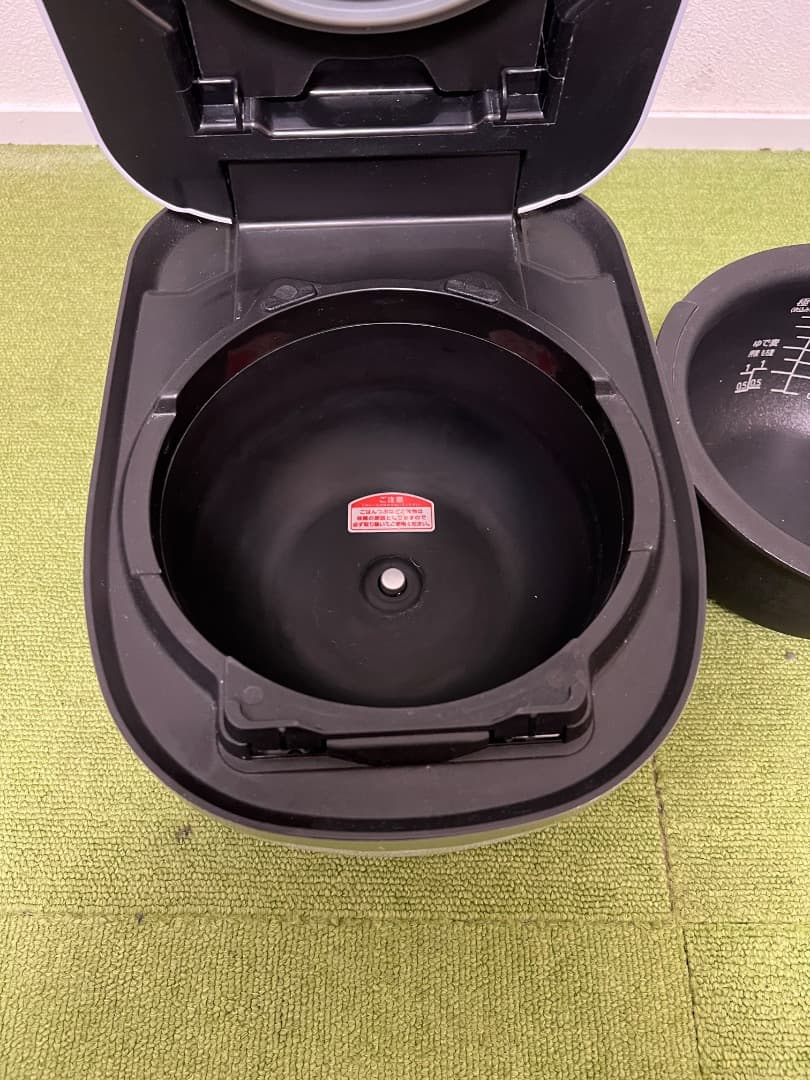 タイガー 圧力IH炊飯ジャー JPD-A060 炊きたて 3.5合炊き 20年製
