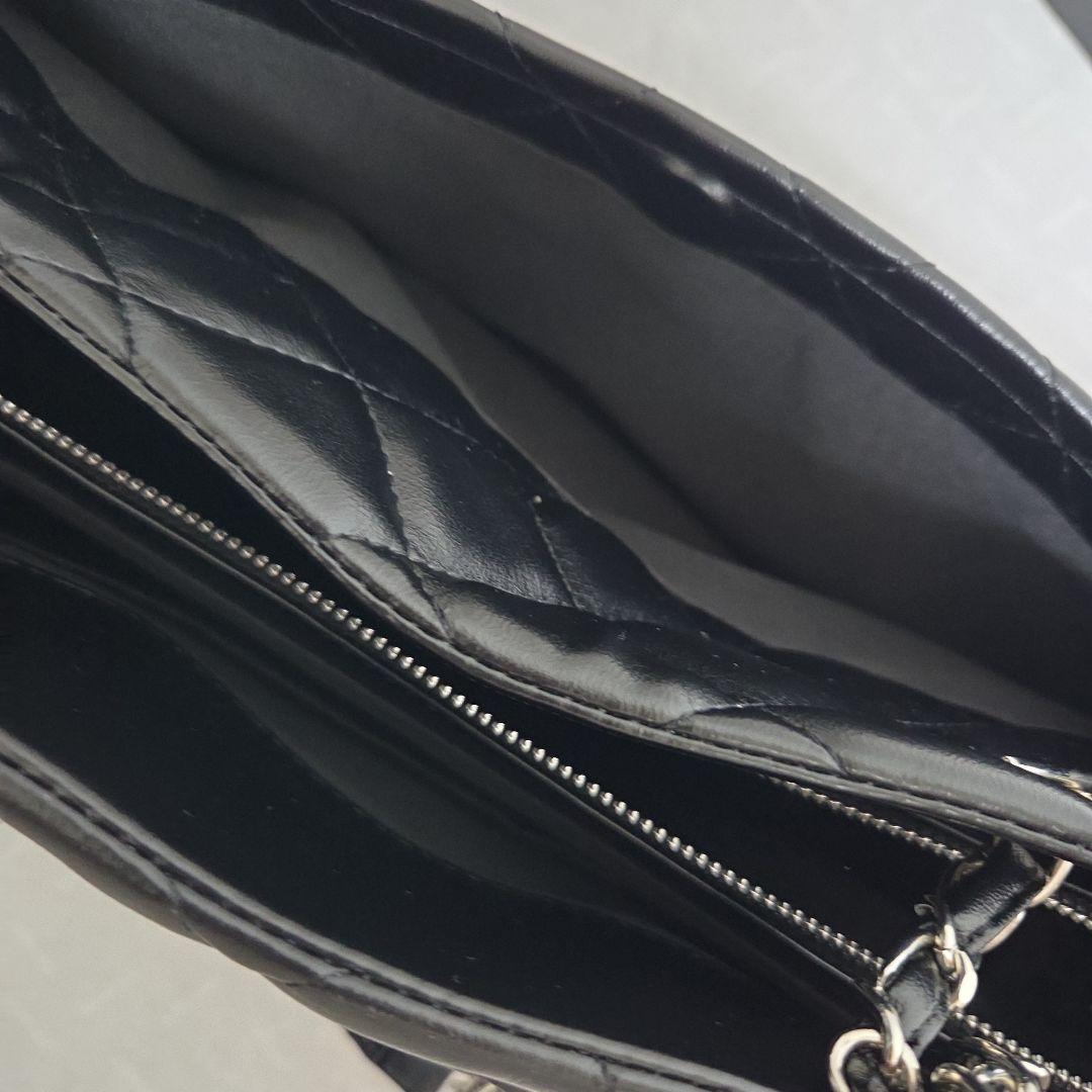 *ラムスキン* ショルダーバッグ　A4