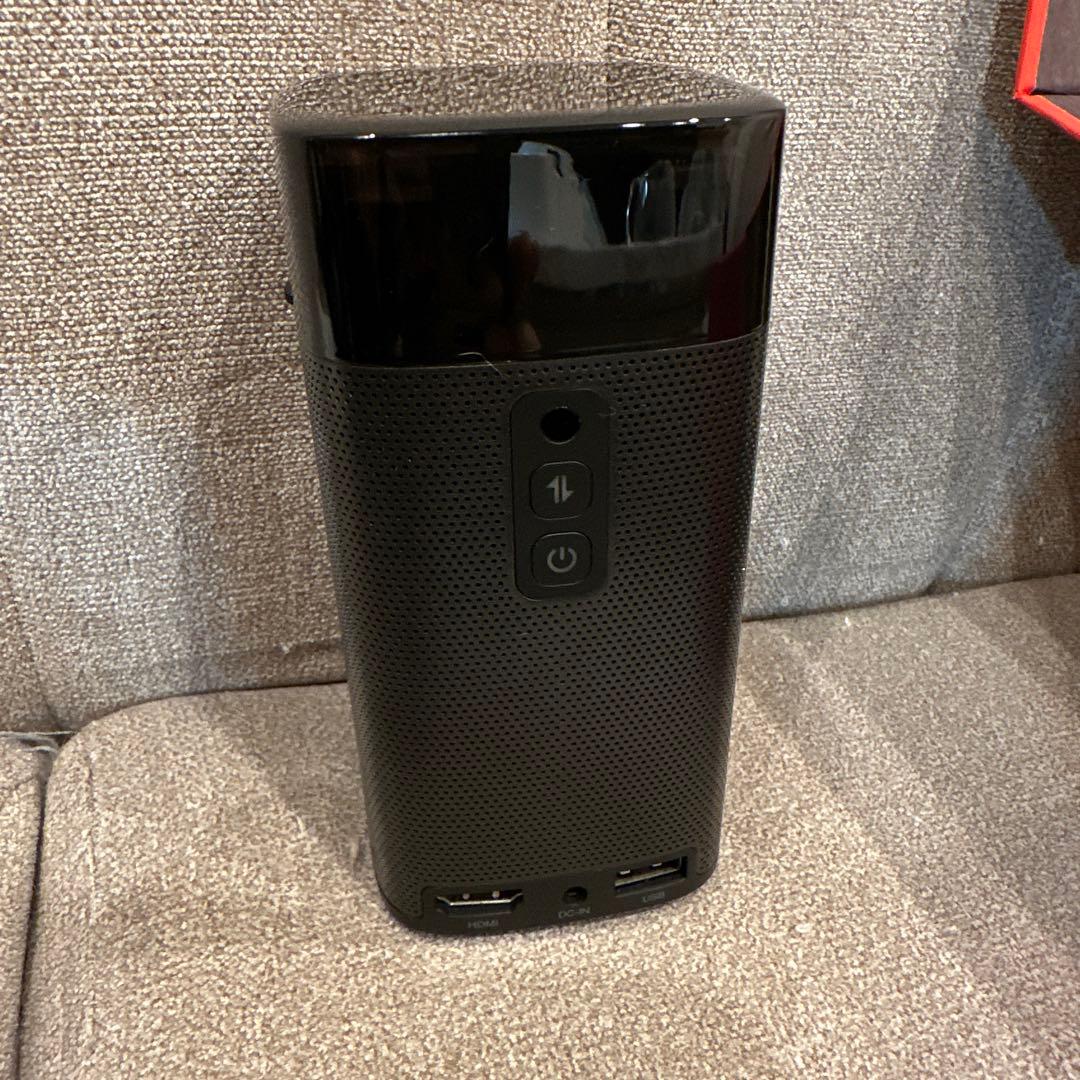 Nebula Apolloプロジェクター本体