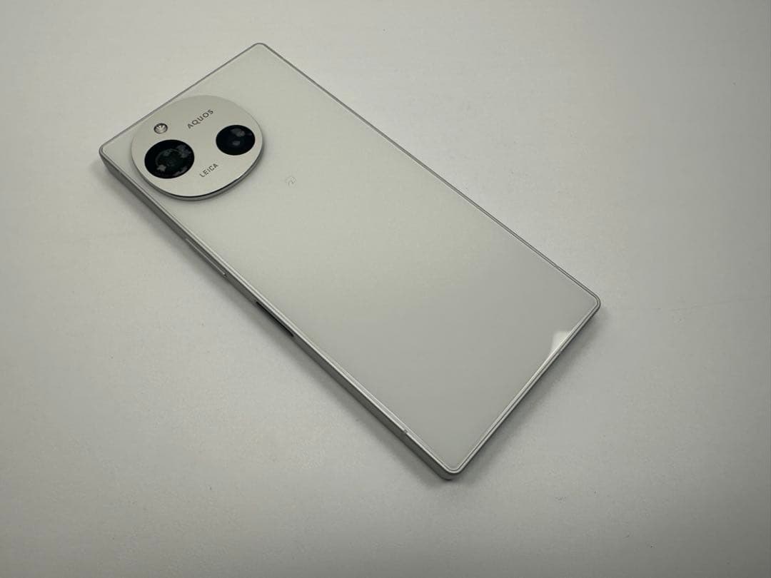 Aquos R9 docomo SH-51E SIMフリー 256GB ホワイト