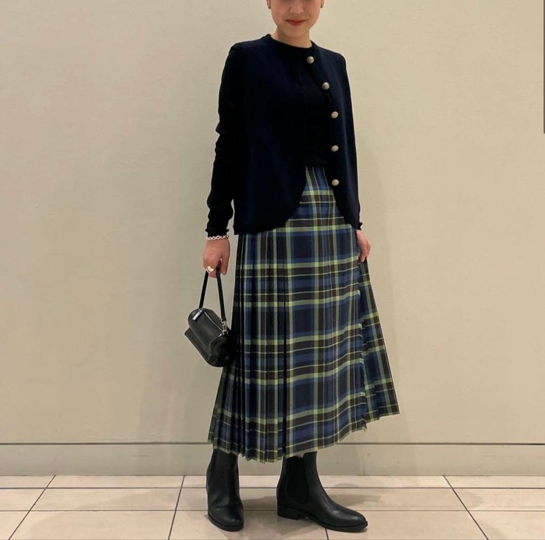 【ユナイテッドアローズ】カシミヤ　ジレ　ベスト　ネイビー　ブラック　ボタン