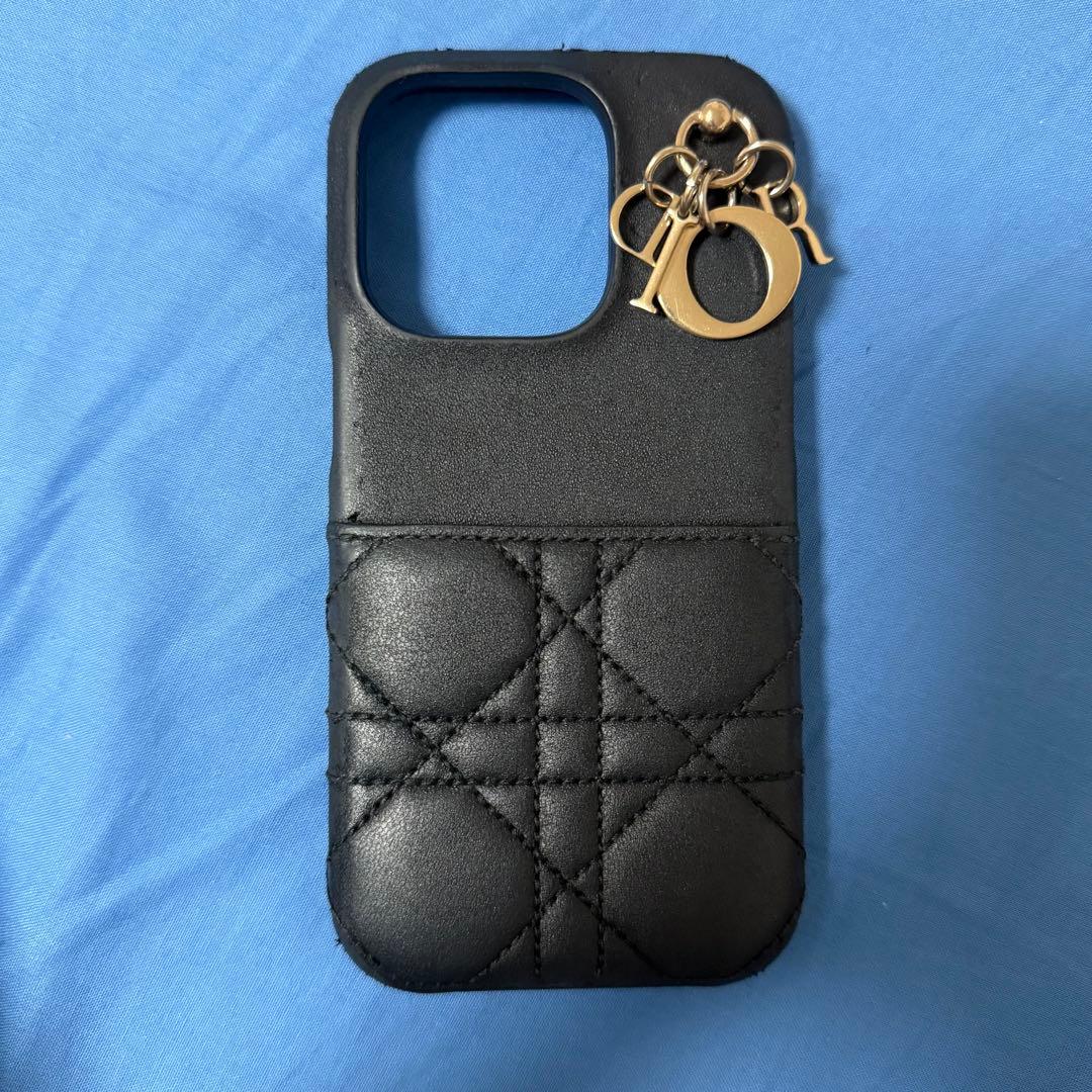 Dior ディオール iPhon14pro ブラックレザーチャーム付き【美品】