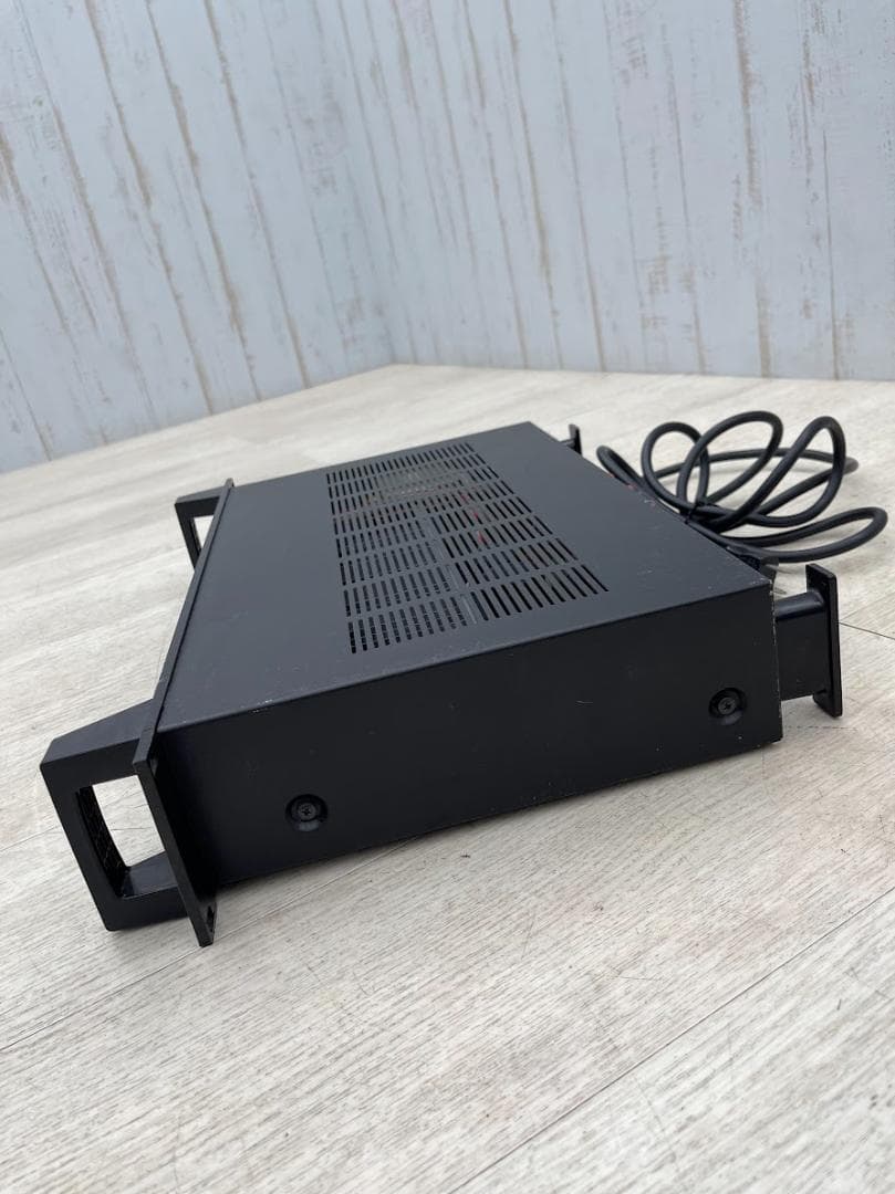 ヤマハ パワーアンプ P2040 4チャンネル 動作確認済 業務用 音響機器 2