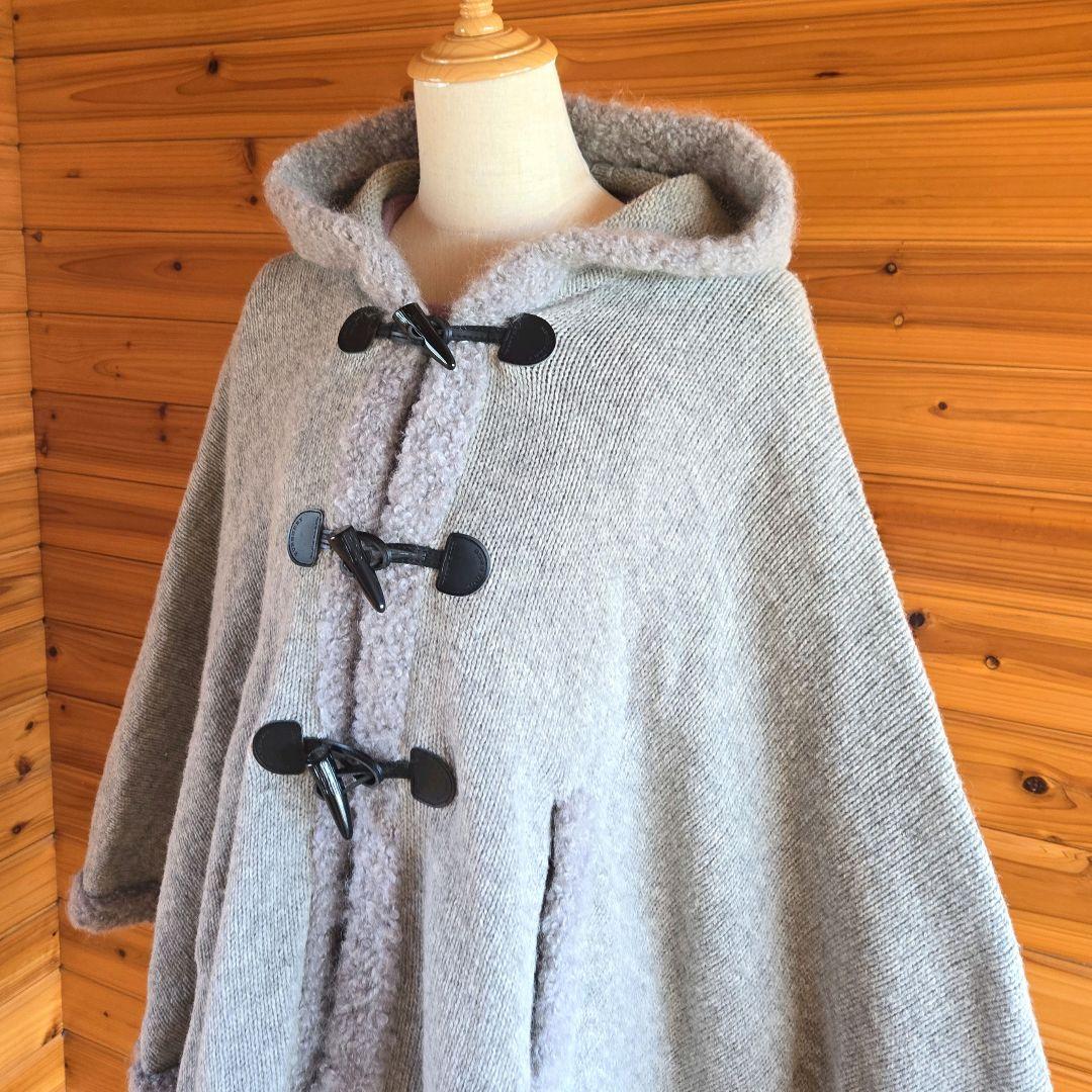 バーバリーブルーレーベル ポンチョコート ケープ マント ボア ファー フード