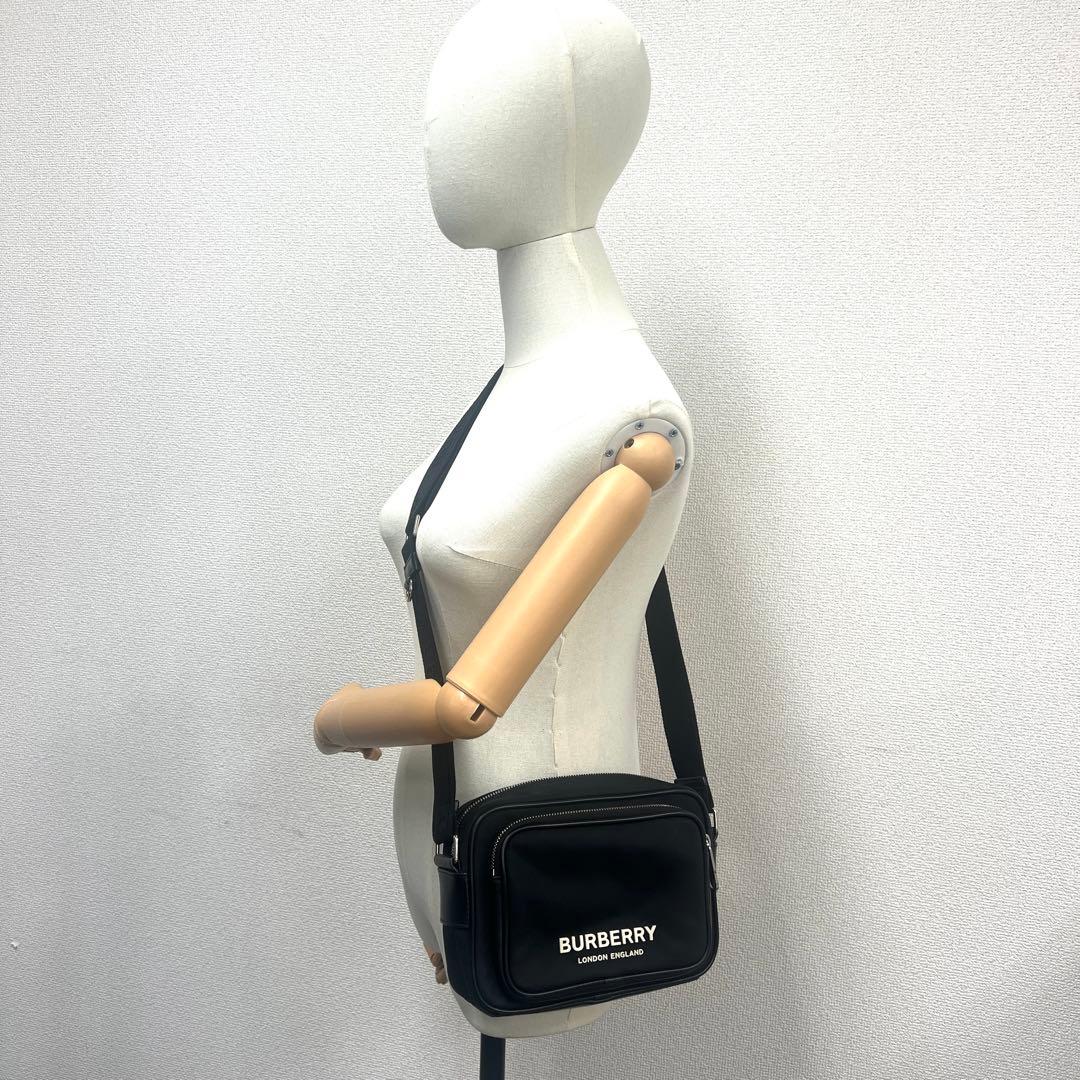 ✨極美品✨BURBERRY バーバリー　ボディバッグ　パディバッグ　ショルダー