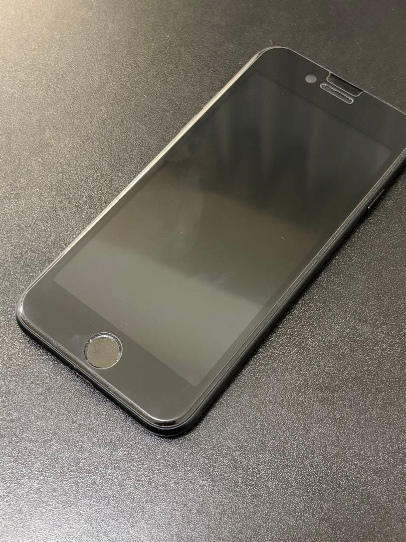 iPhone SE（第3世代）ミッドナイト本体128GB SIMロックなし