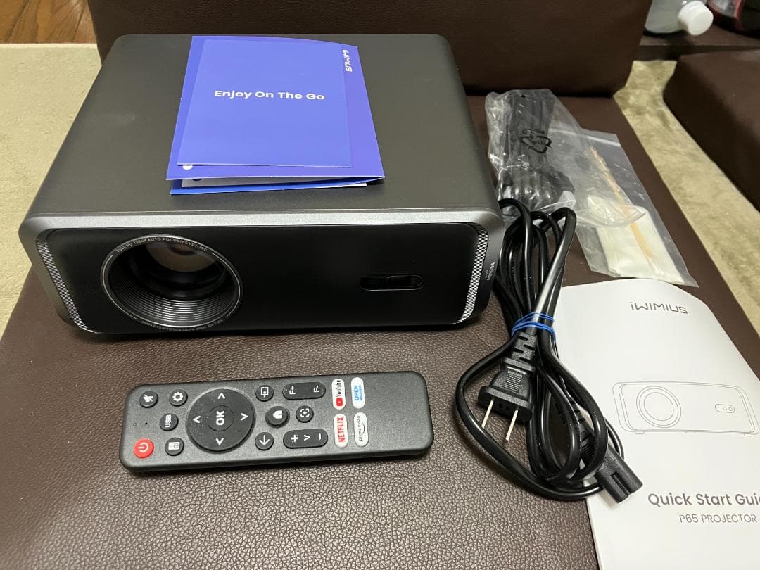 プロジェクター 　iWiMiUS P65 4k　1000ASNI