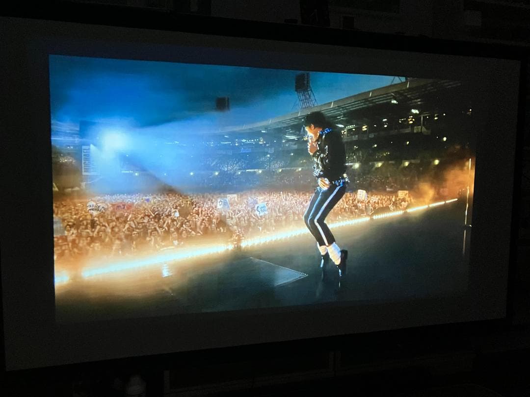 プロジェクター 　iWiMiUS P65 4k　1000ASNI