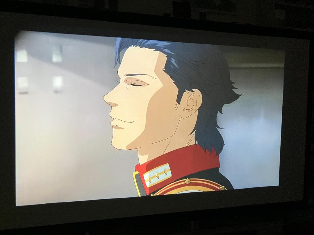 プロジェクター 　iWiMiUS P65 4k　1000ASNI