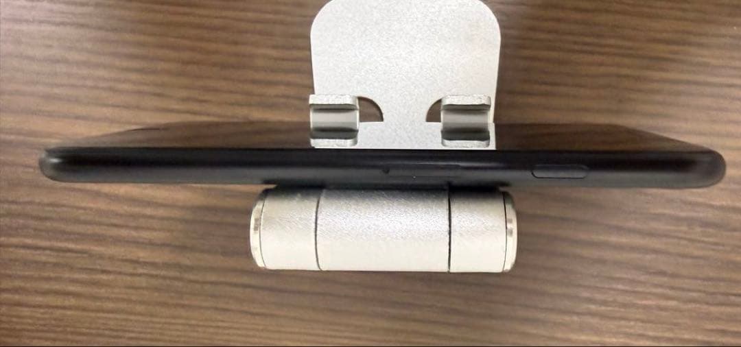 Apple iPhone SE 第2世代 64GB ブラック