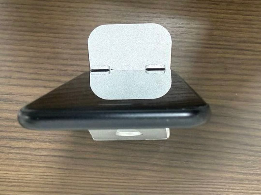 Apple iPhone SE 第2世代 64GB ブラック