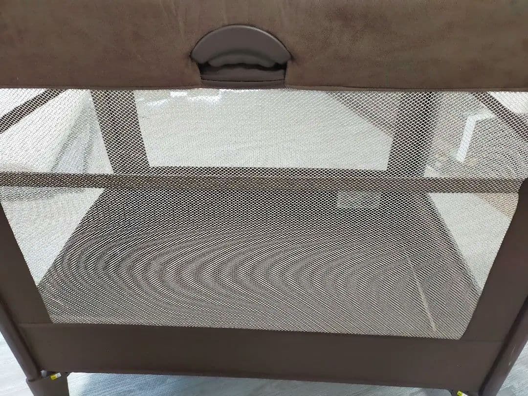 ココネルエアープラス　ベビーベッド　アップリカ