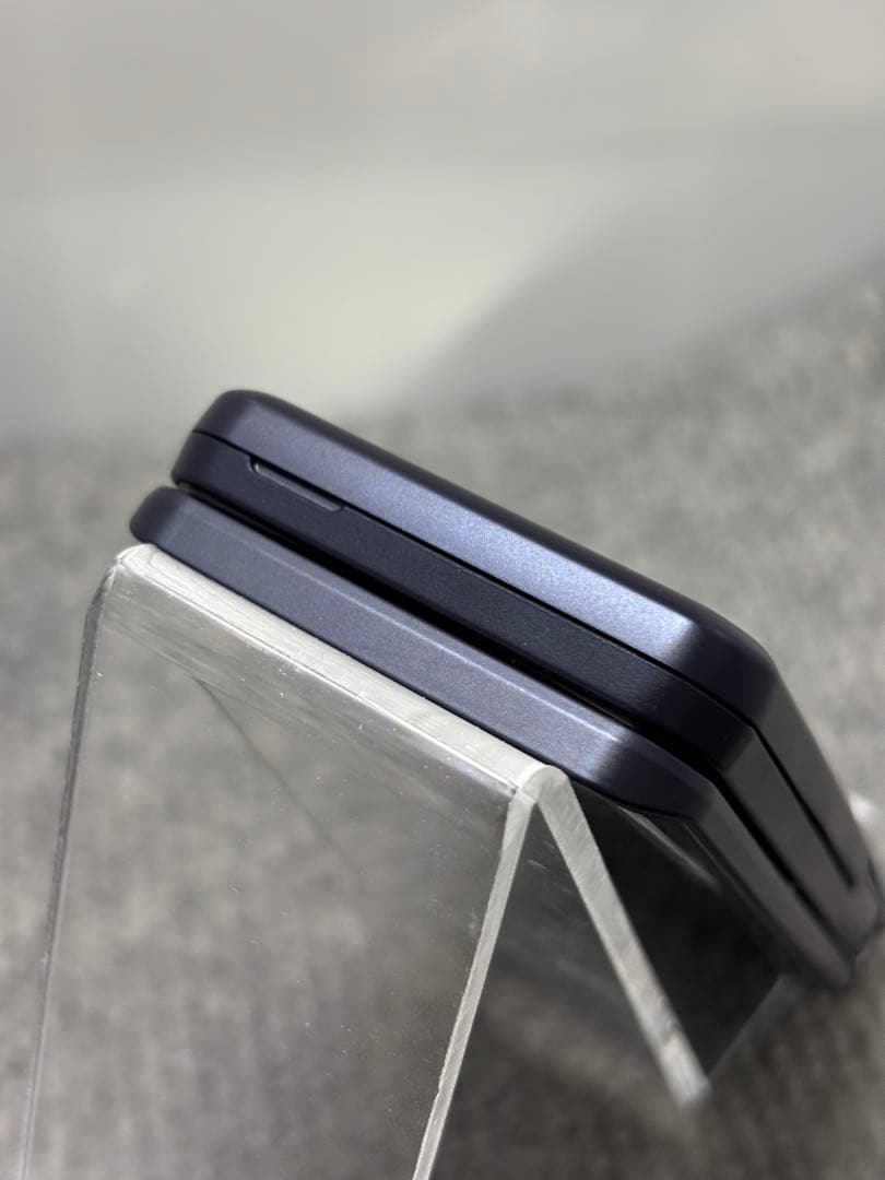 ★arrows ケータイ ベーシック F-41C ネイビー #26021201