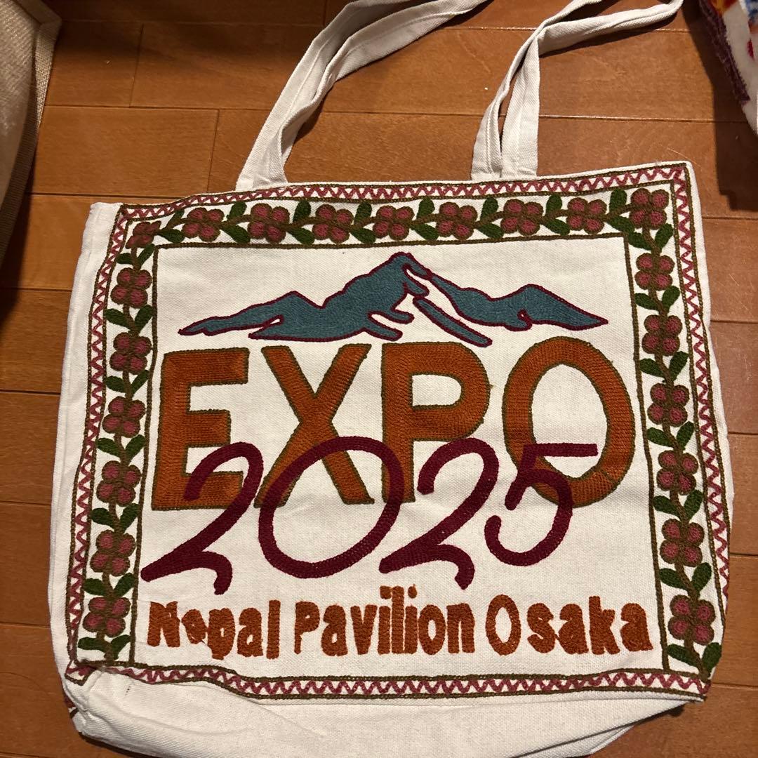 大阪関西万博　ネパール　起毛刺繍　トートバッグ　会場限定品　鞄　エコバッグ　羊毛