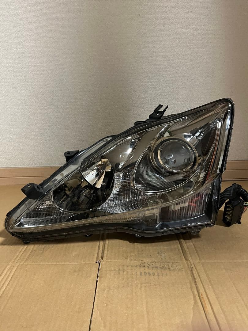 レクサス is 250/350 純正ヘッドライト