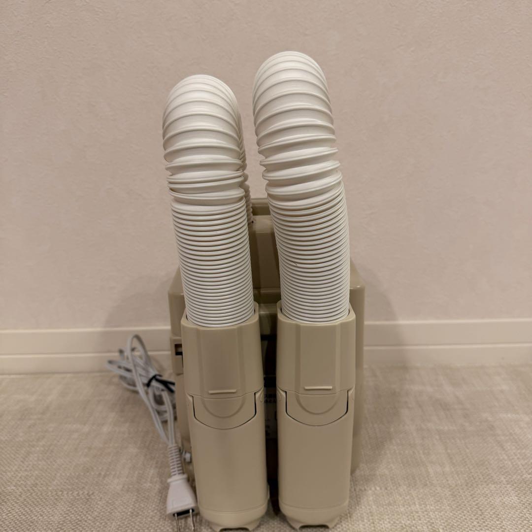 アイリスオーヤマふとん乾燥機 カラリエ KFK-401-N