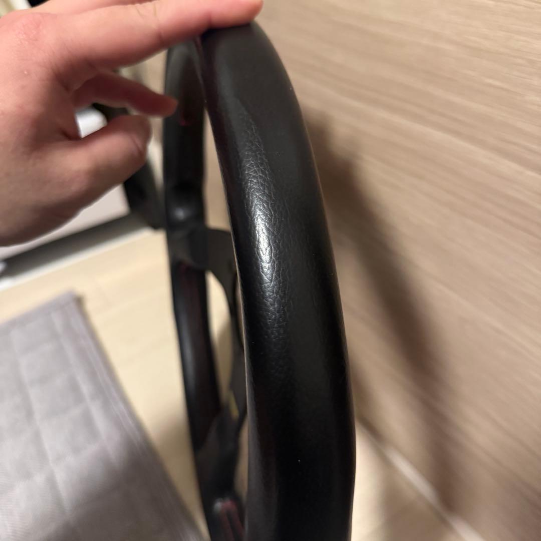 momo Tuner ステアリング