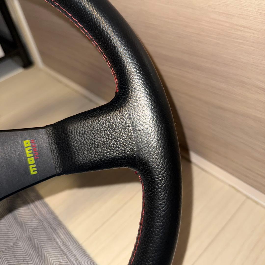 momo Tuner ステアリング